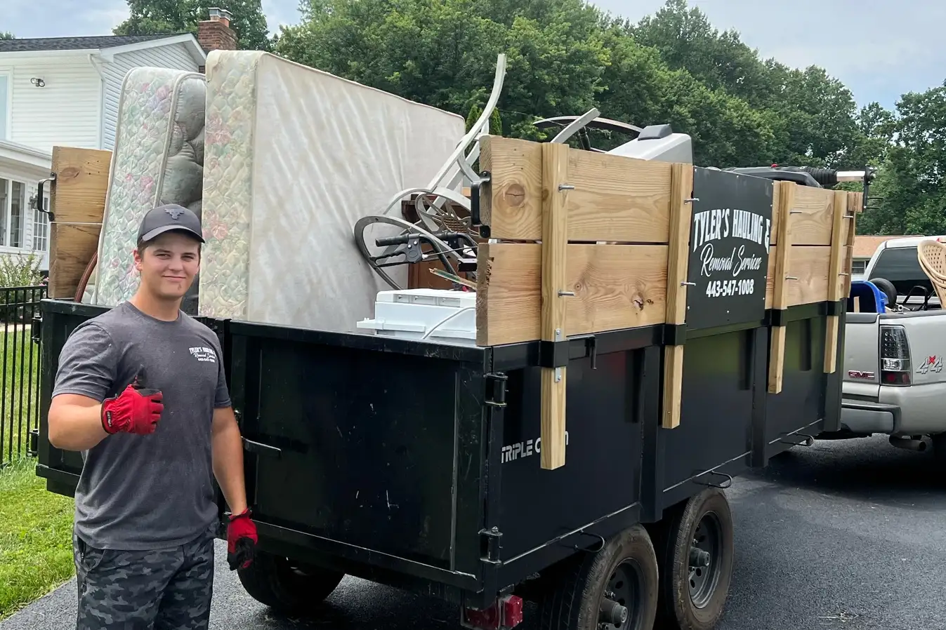 Junk Removal Services Improving Property Value Thorough Clutter Clearing
